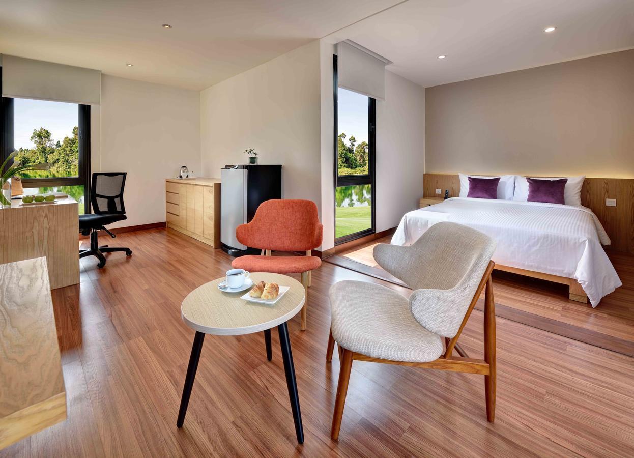 Lakeview Terrace Resort Пенгеранг Екстериор снимка