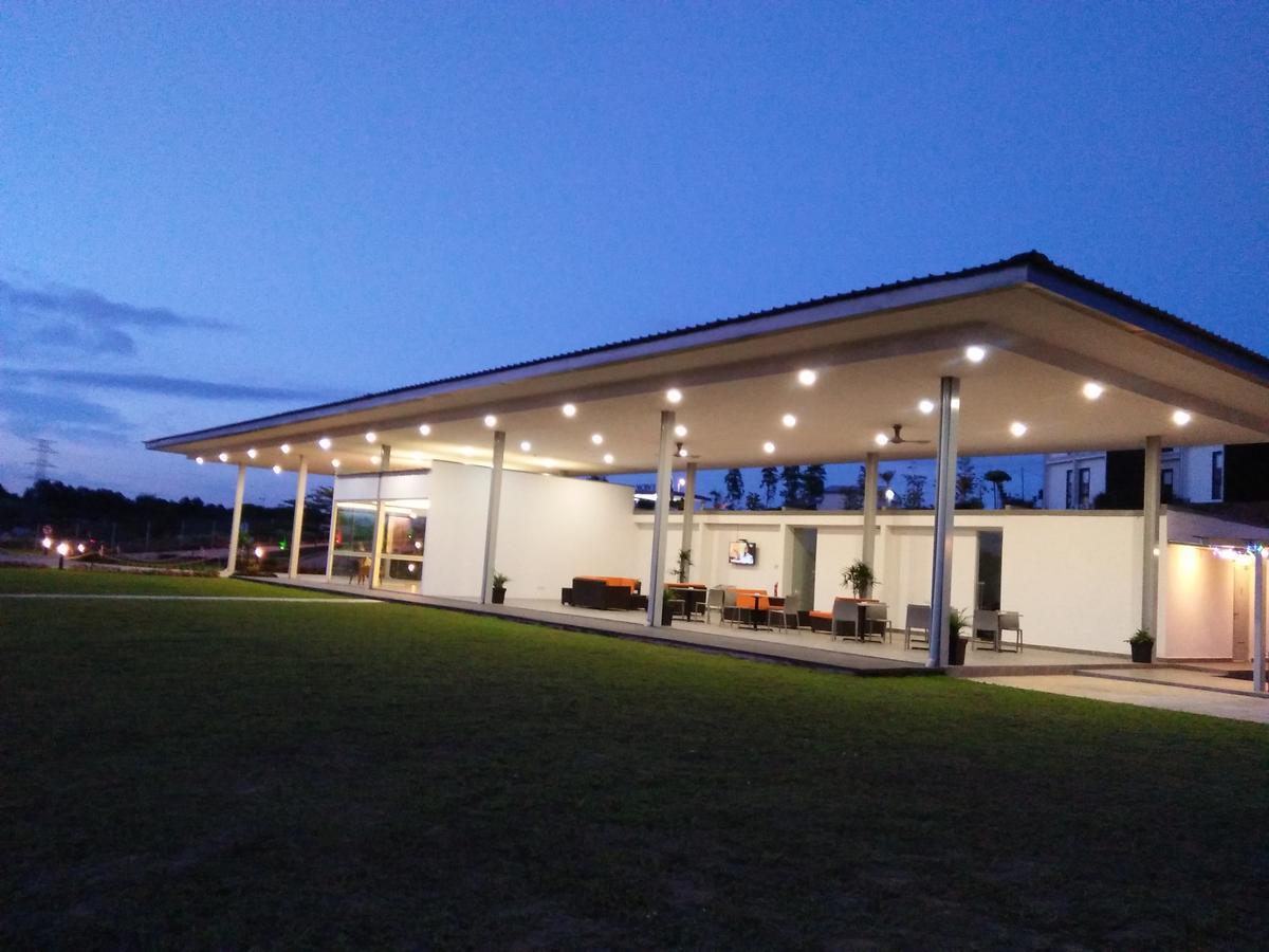 Lakeview Terrace Resort Пенгеранг Екстериор снимка
